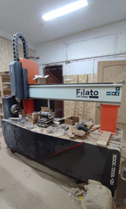 Трёхосевой токарно-фрезерный станок с ЧПУ Filato RD-1500/300E БУ