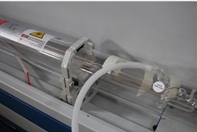 CO2 FABTEC HT-6040  
 Принцип работы лазерной трубки RECI 
 
 
 Представляет собой стеклянную колбу, заполненную газовой смесью, состоящей из диоксида углерода (CO₂), азота (N₂) и гелия (He)  Внутри трубки расположены два зеркала: одно полност...