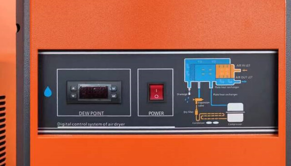 MCDR 18.5-10-500 INVERTER 
 Электронный контроллер выводит все необходимые параметры осушителя на дисплей  
